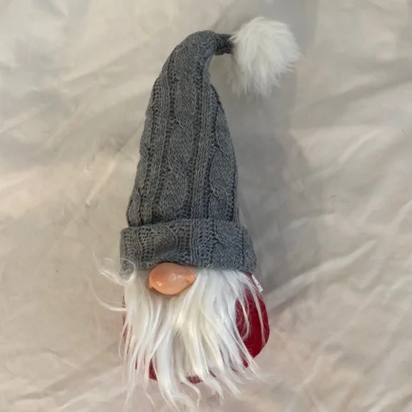 🎉Nordic Gnome Doll Bean Bag Pom Button Nose Gray Knit Hat Valentine’s Party 12" - Picture 7 of 12